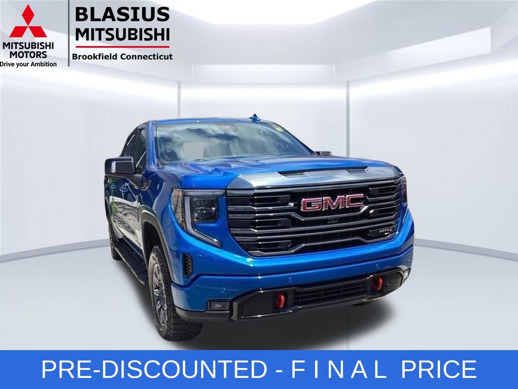 Used 2024 GMC Sierra 1500 AT4 w/ AT4 Preferred Package AWD/4WD image 4