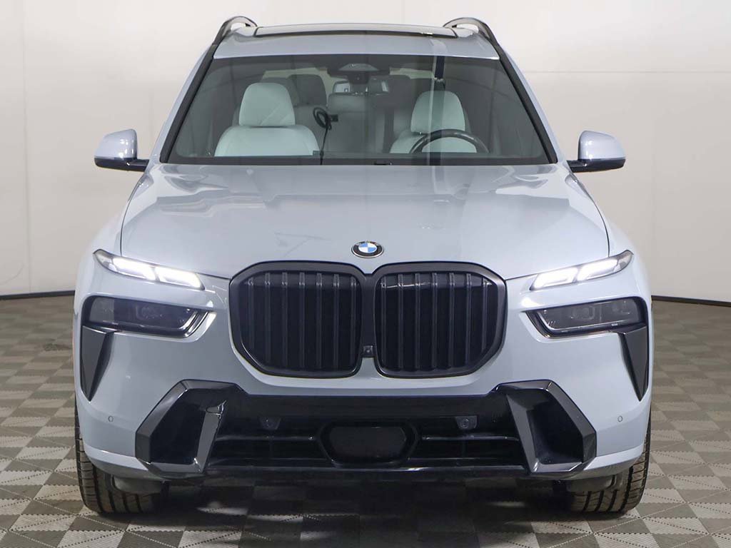 Used 2024 BMW X7 xDrive40i w/ Executive Package image 14