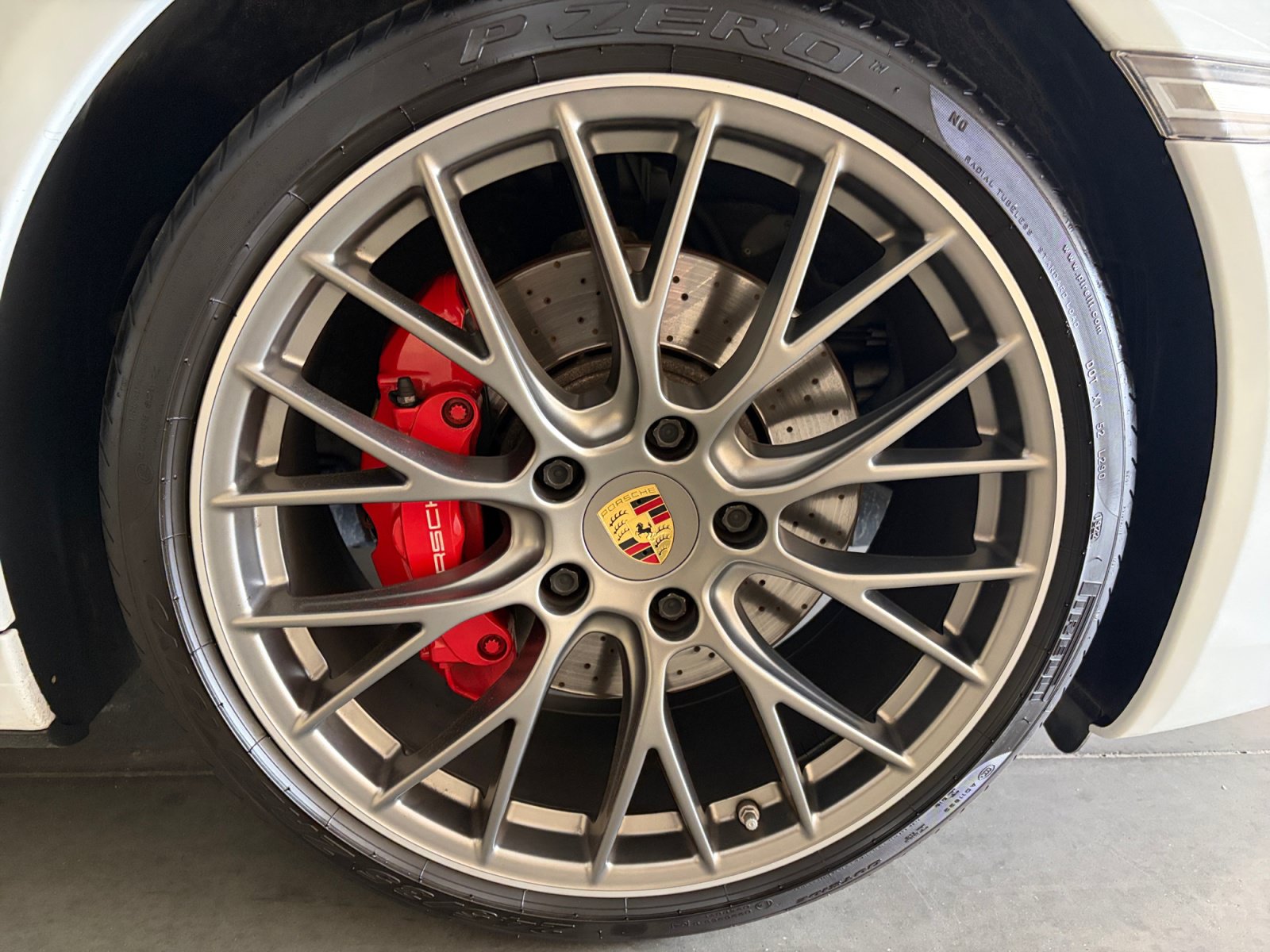 Certified 2019 Porsche 911 Carrera 4S AWD/4WD image 4
