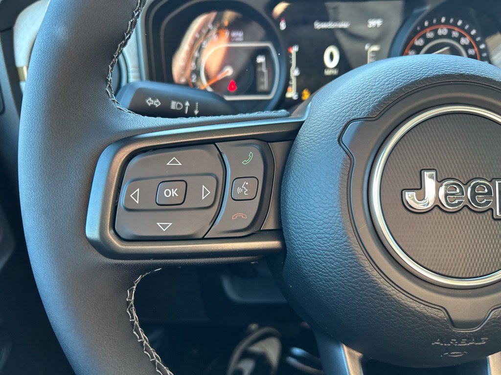 New 2026 Jeep Gladiator Sport AWD/4WD image 14