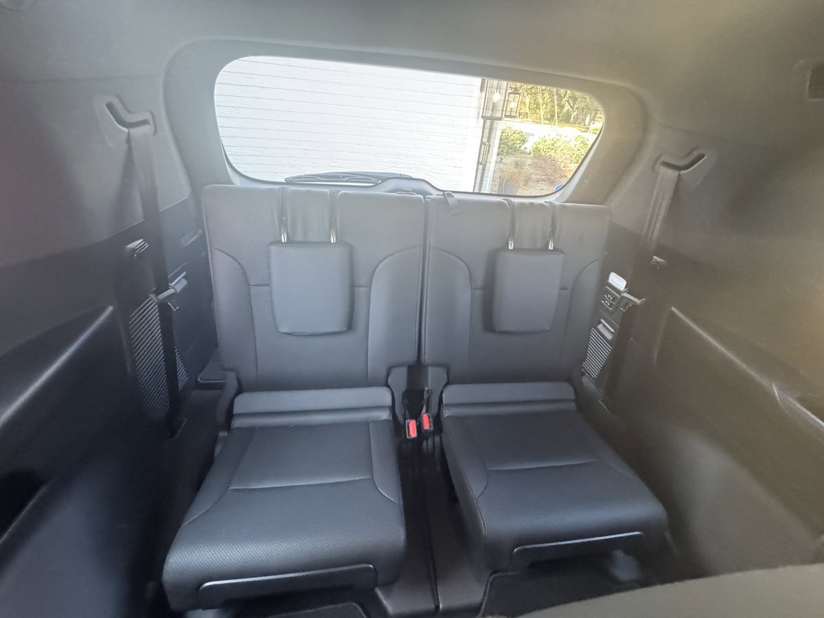 Used 2023 Lexus LX 600 F Sport image 11