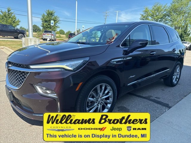 Used 2023 Buick Enclave Avenir w/ Avenir Technology Package image 2