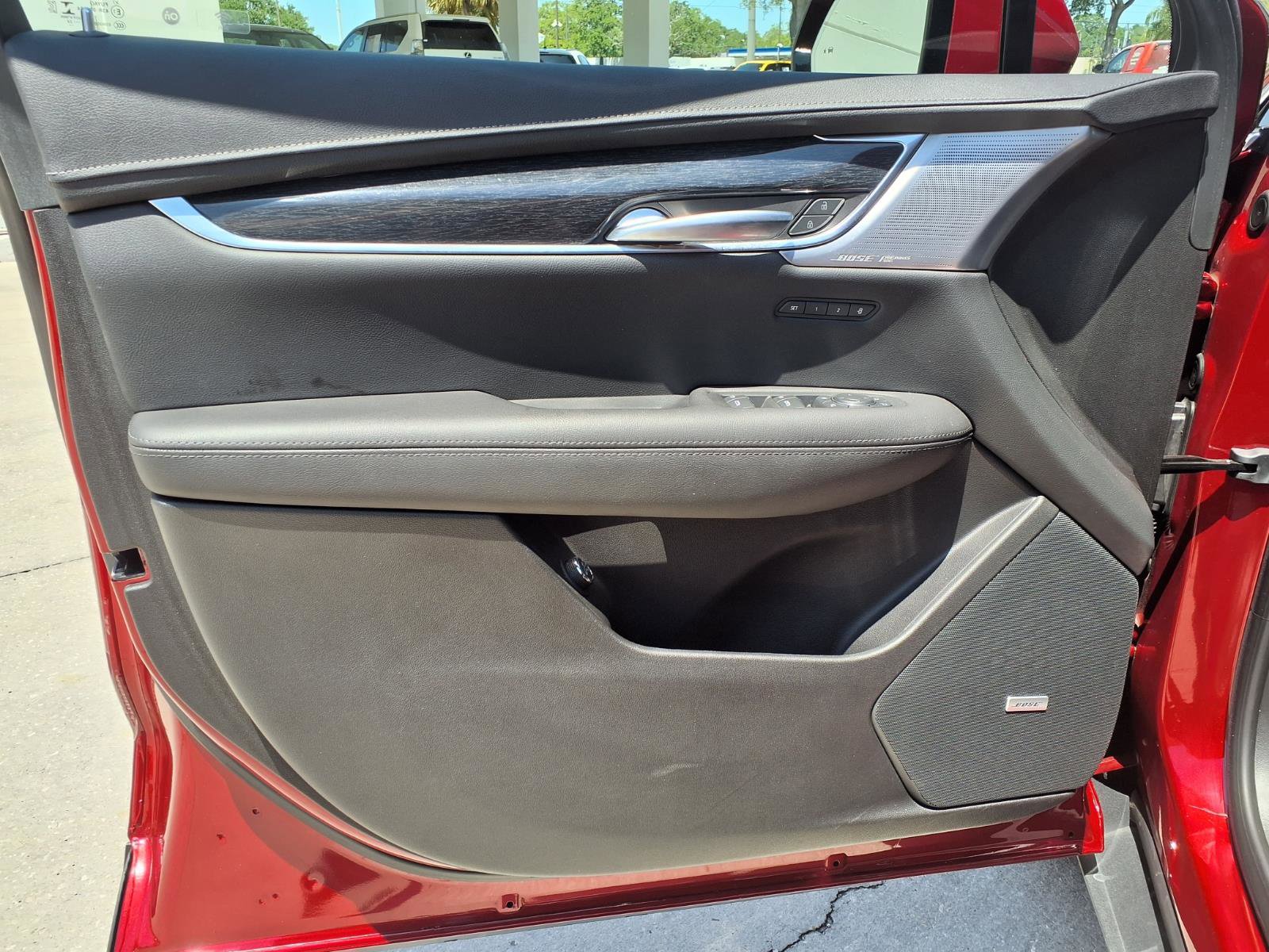 Used 2023 Cadillac XT5 Premium Luxury image 21