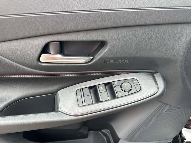 New 2026 Nissan Sentra SR w/ Floor Mat Package FWD image 23