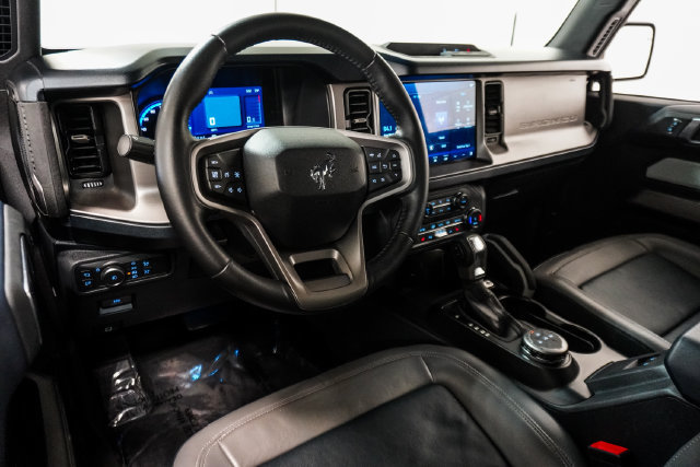 Used 2022 Ford Bronco Outer Banks AWD/4WD image 8