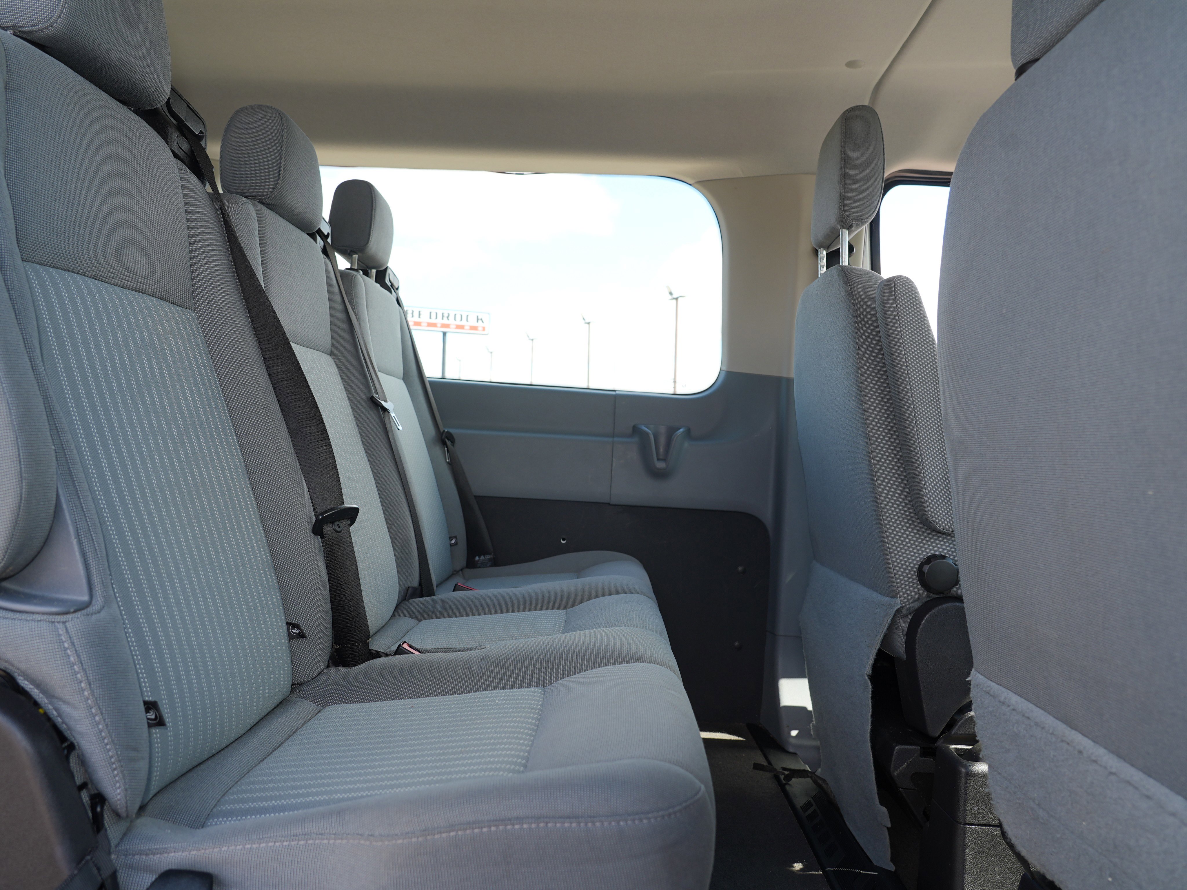 Used 2015 Ford Transit 350 XLT RWD image 22