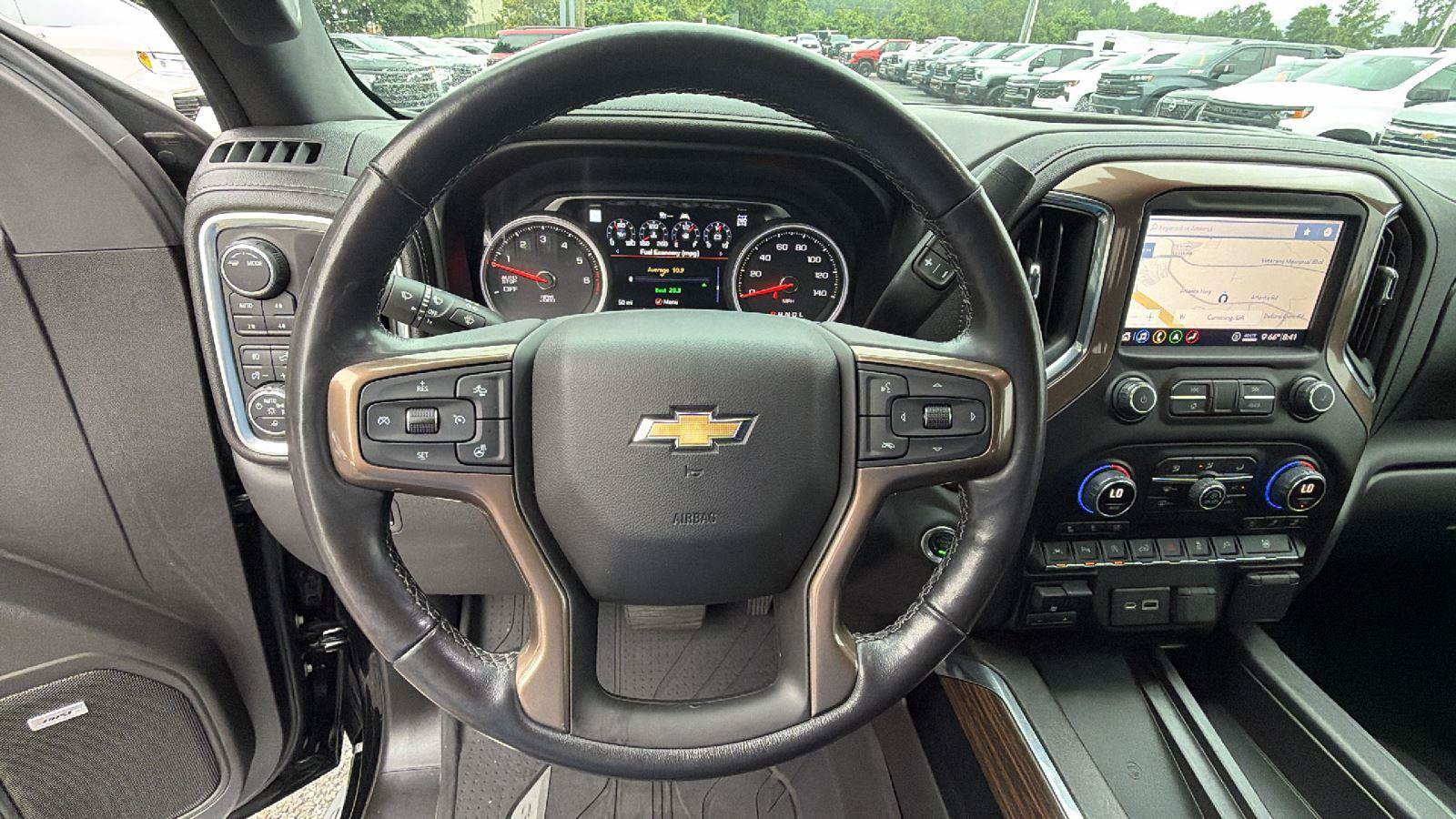 Used 2020 Chevrolet Silverado 1500 High Country w/ Technology Package AWD/4WD image 25