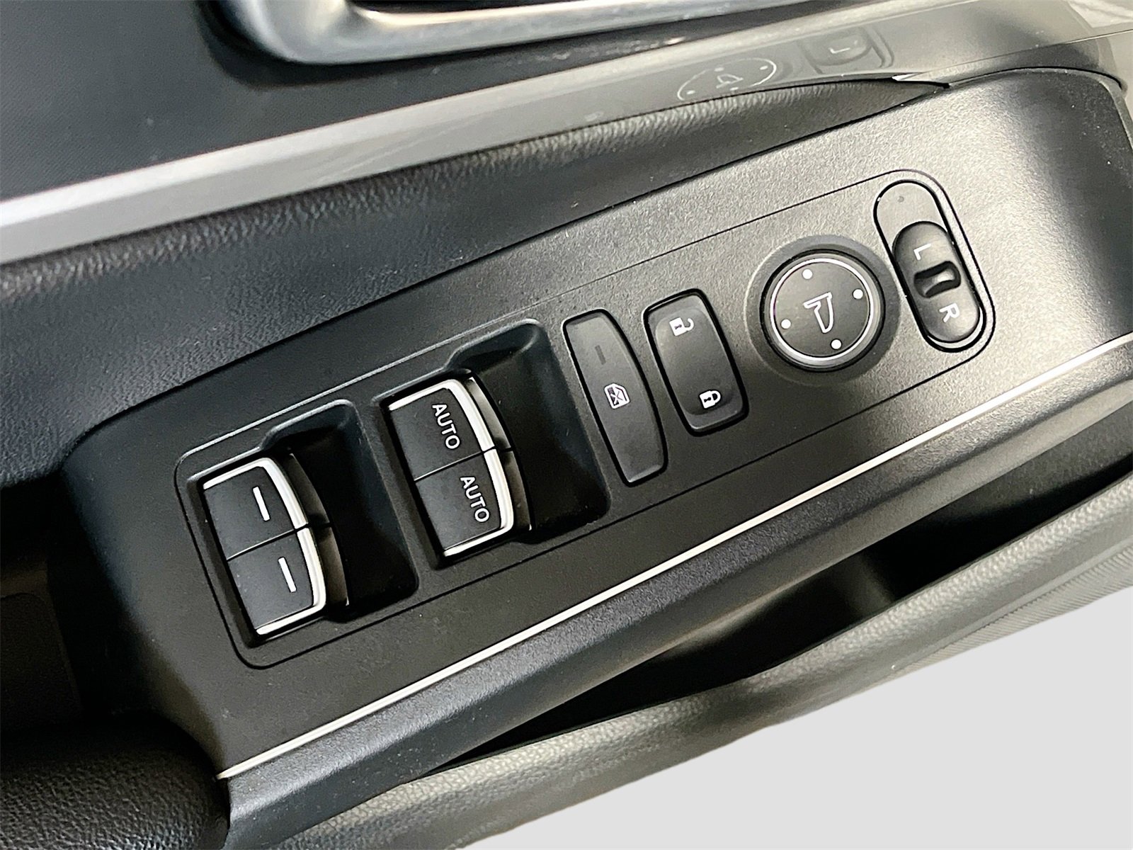 Used 2024 Acura Integra A-Spec image 17