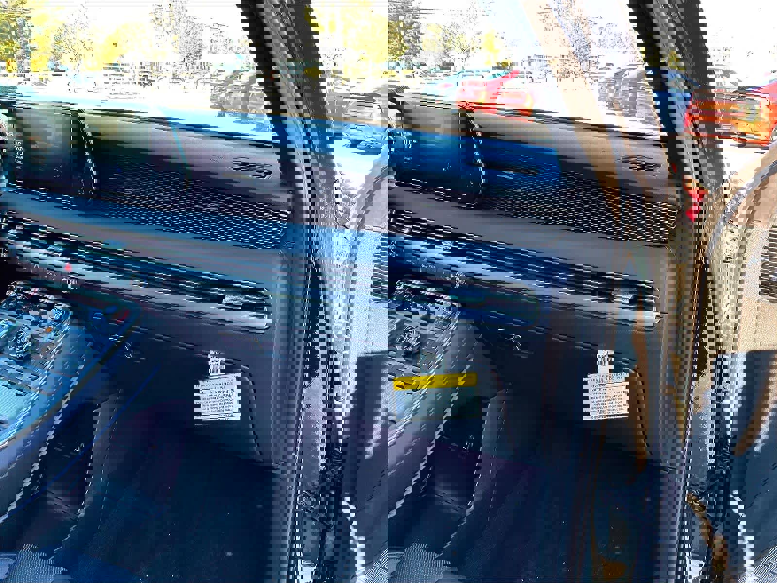 Used 2025 Hyundai Palisade Calligraphy image 13