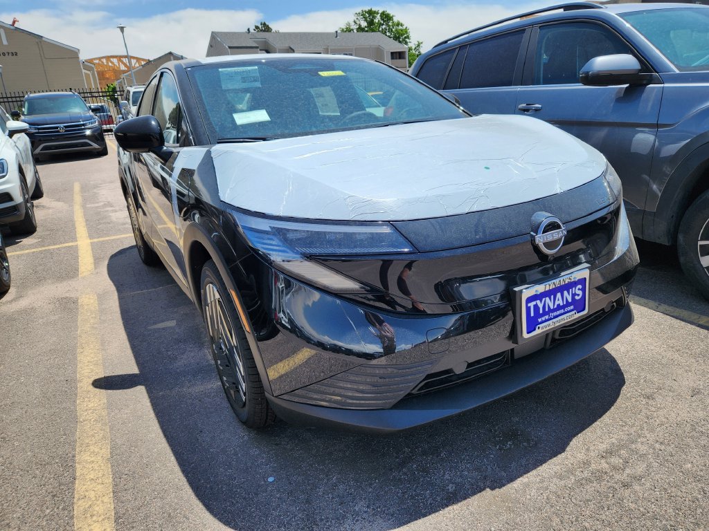 New 2026 Nissan Leaf w/ Floor Mat Package (S+)