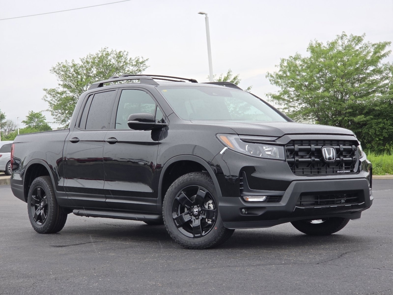 New 2026 Honda Ridgeline Black Edition image 2