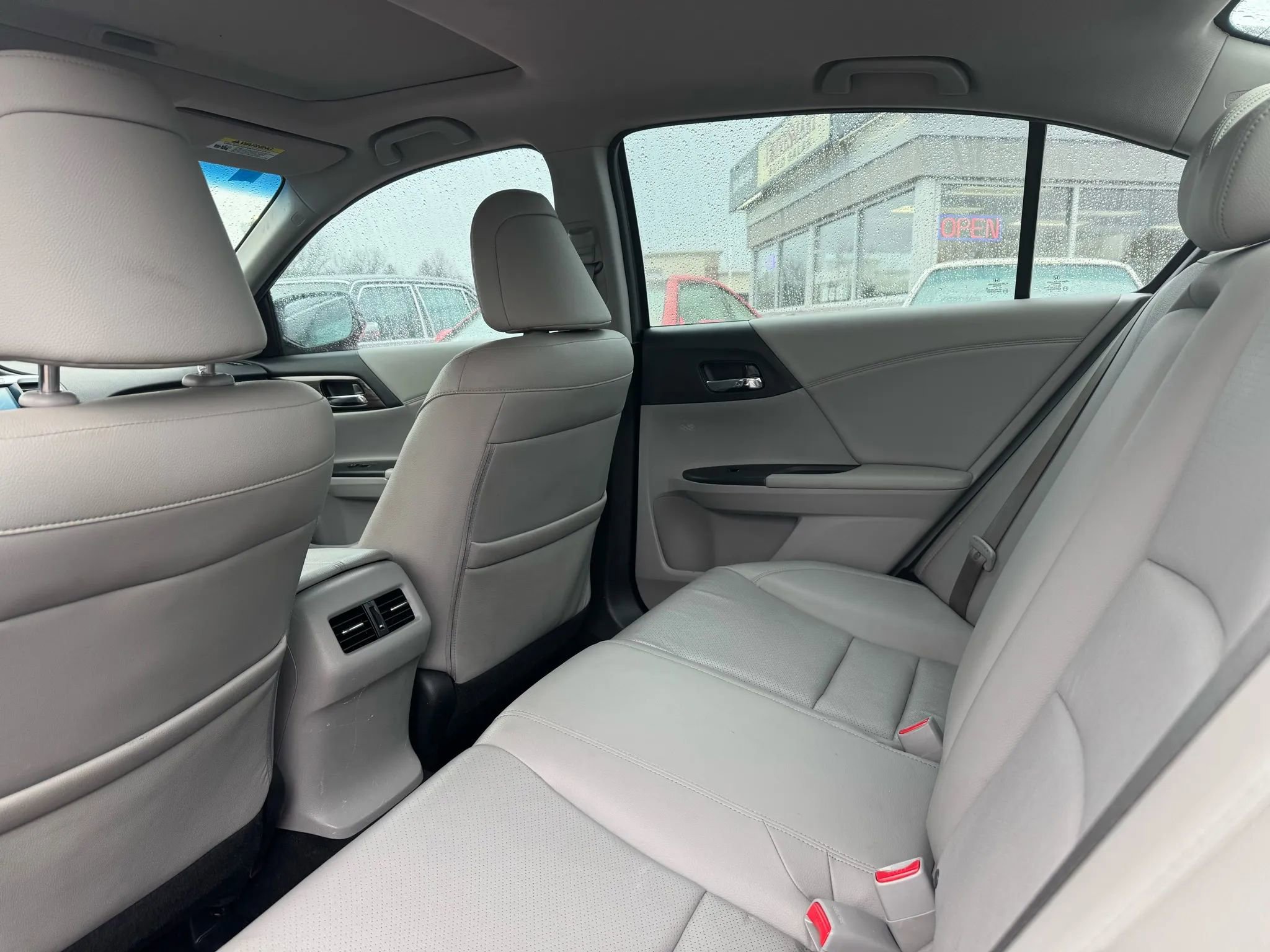 Used 2016 Honda Accord EX-L image 13