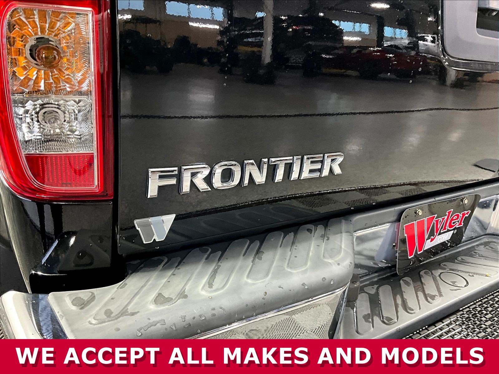 Used 2019 Nissan Frontier SV AWD/4WD image 23