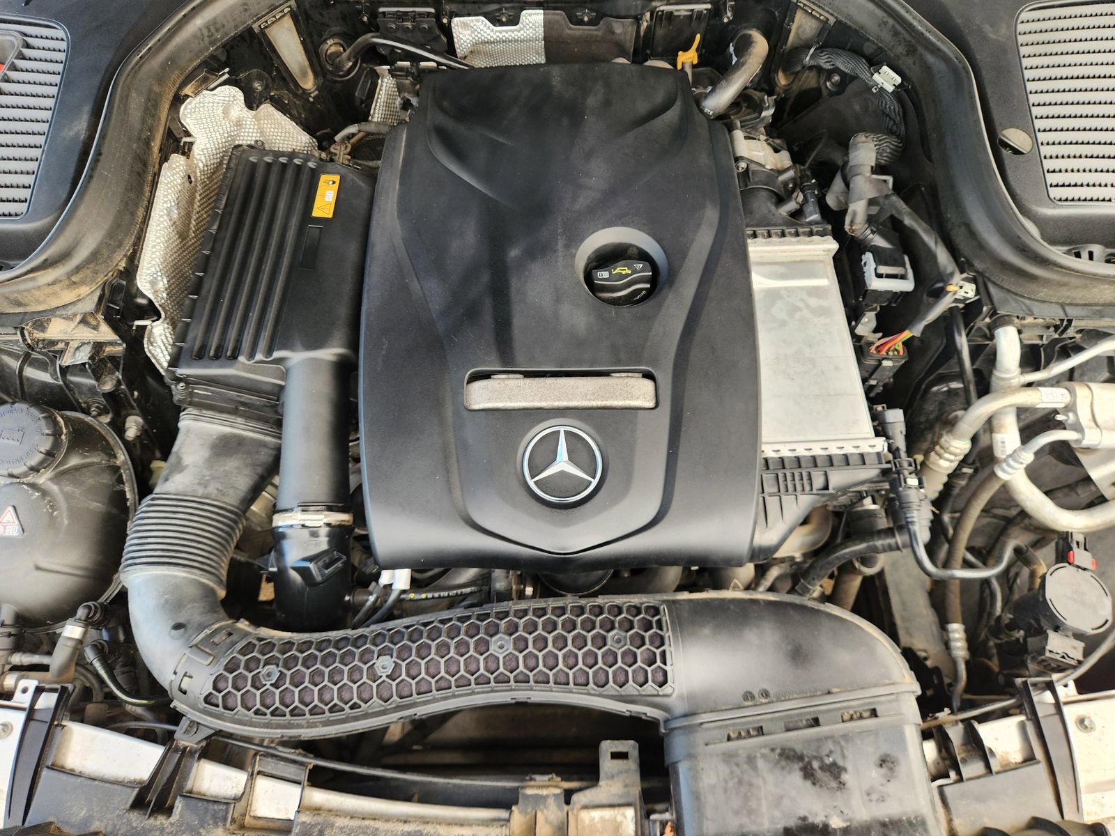 Used 2019 Mercedes-Benz GLC 300 4MATIC image 30