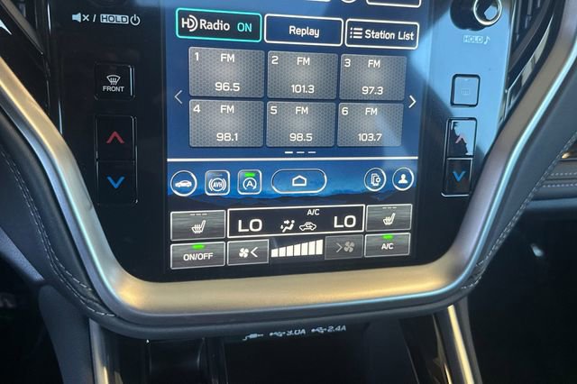 Used 2025 Subaru Outback Limited AWD/4WD image 21