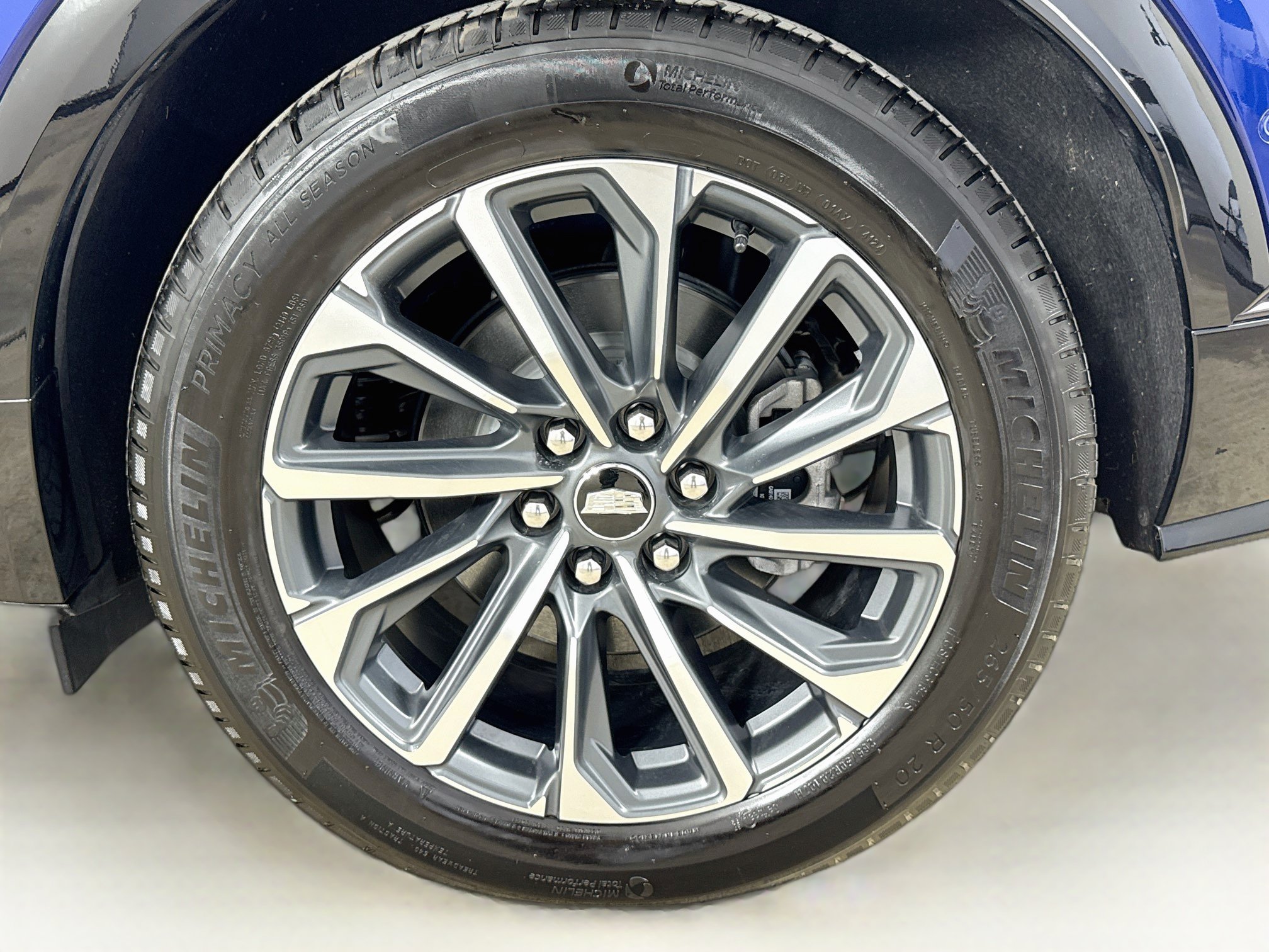 Used 2025 Cadillac Lyriq Sport RWD image 33