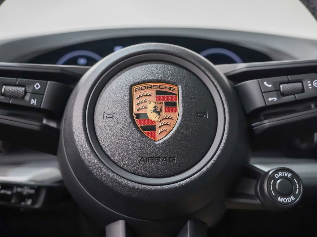 Certified 2026 Porsche Cayenne Coupe AWD/4WD image 23