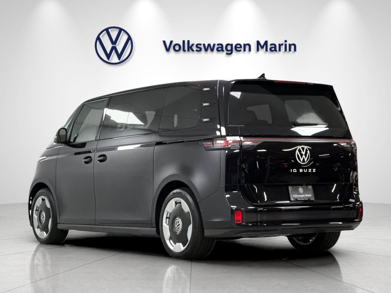 New 2025 Volkswagen ID. Buzz Pro S RWD image 3
