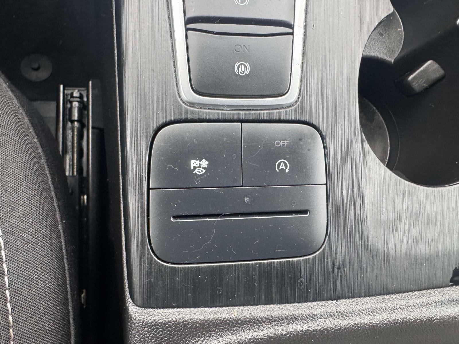 Used 2024 Ford Escape Active AWD/4WD image 28