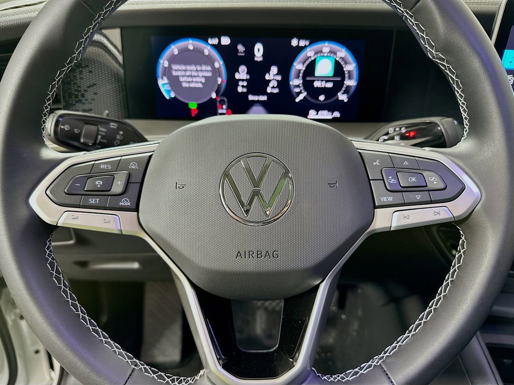 New 2026 Volkswagen Tiguan SE image 11