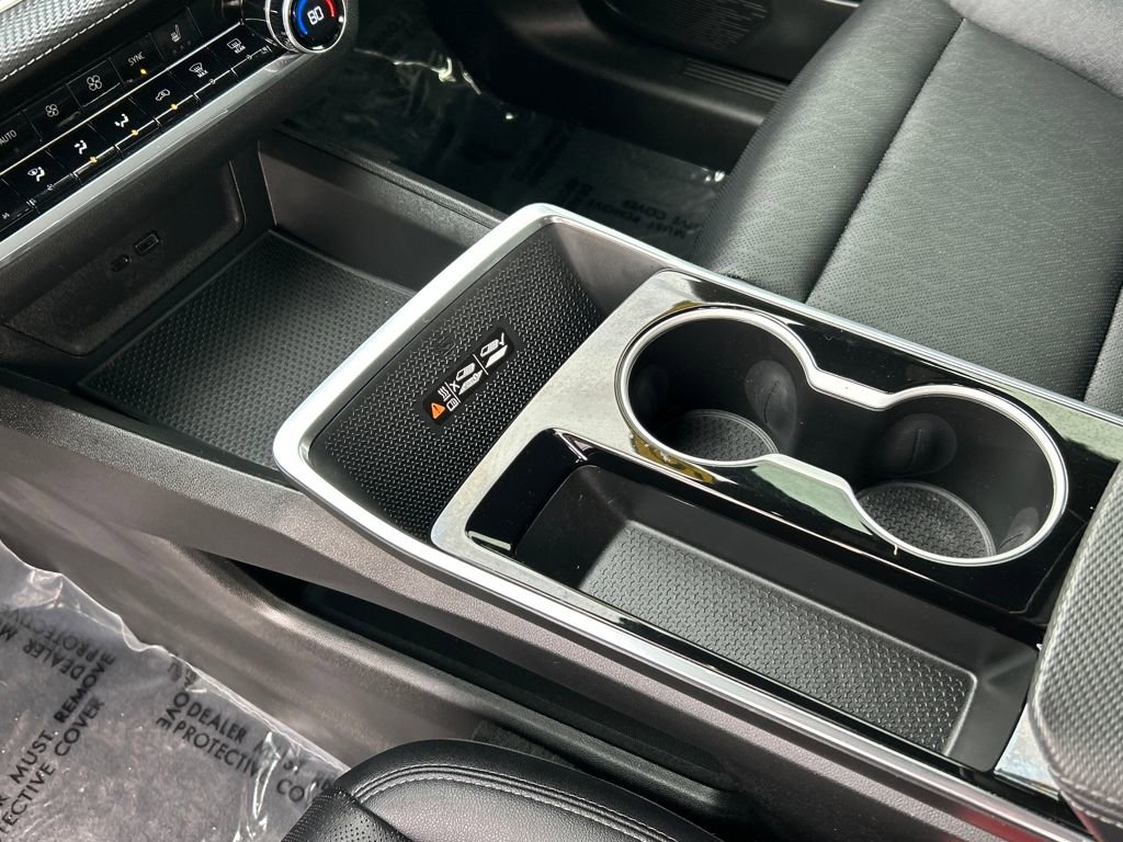 Used 2025 Chevrolet Equinox LT w/ Convenience Package II image 15