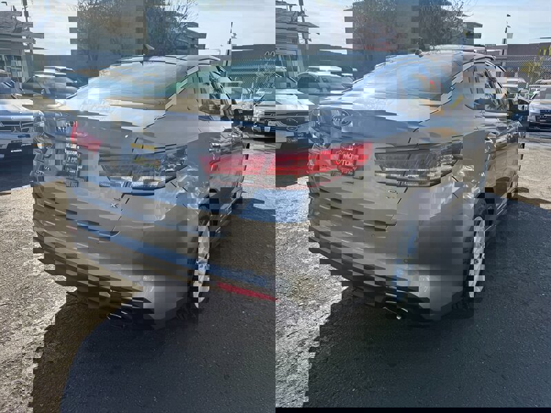 Used 2016 Kia Optima EX w/ Premium Package image 5