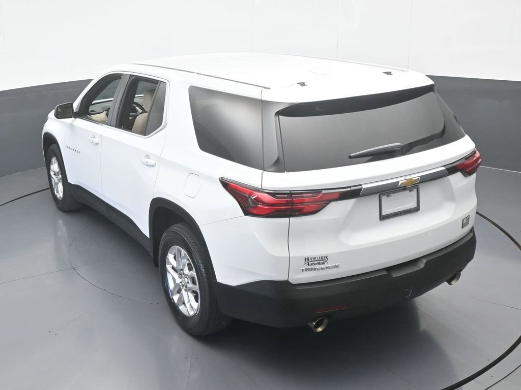 Used 2022 Chevrolet Traverse LS image 51