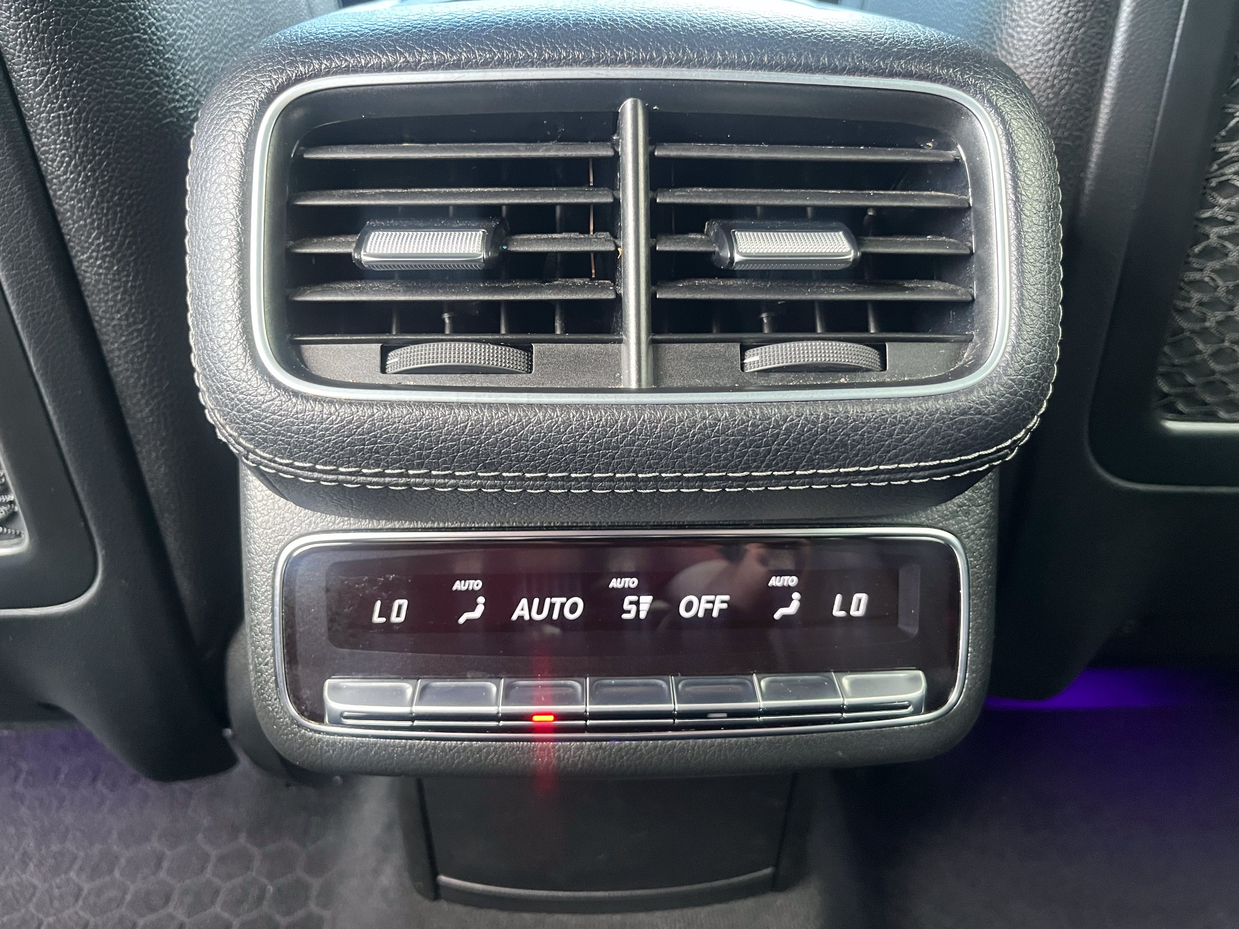 Used 2021 Mercedes-Benz GLS 450 4MATIC image 28