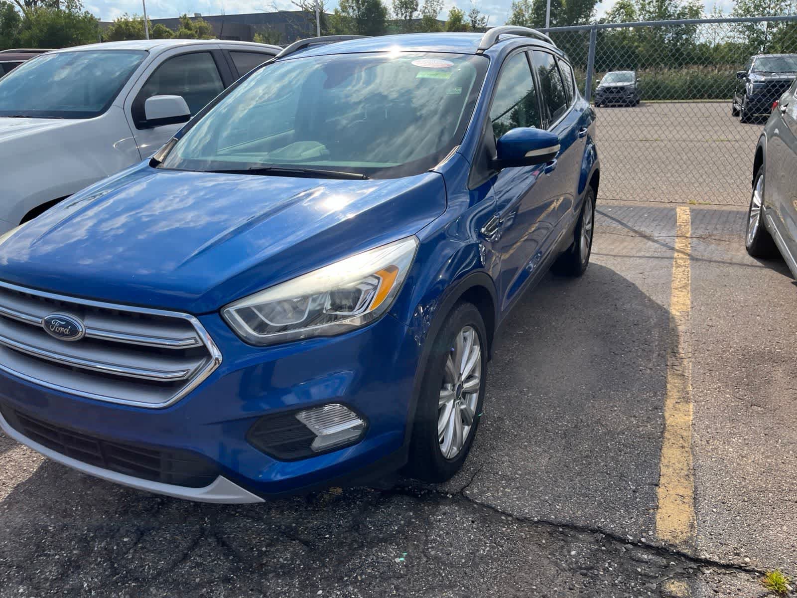 Used 2017 Ford Escape Titanium FWD image 5