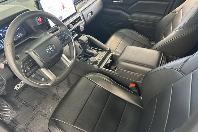 Certified 2024 Toyota Tacoma TRD Sport AWD/4WD image 12