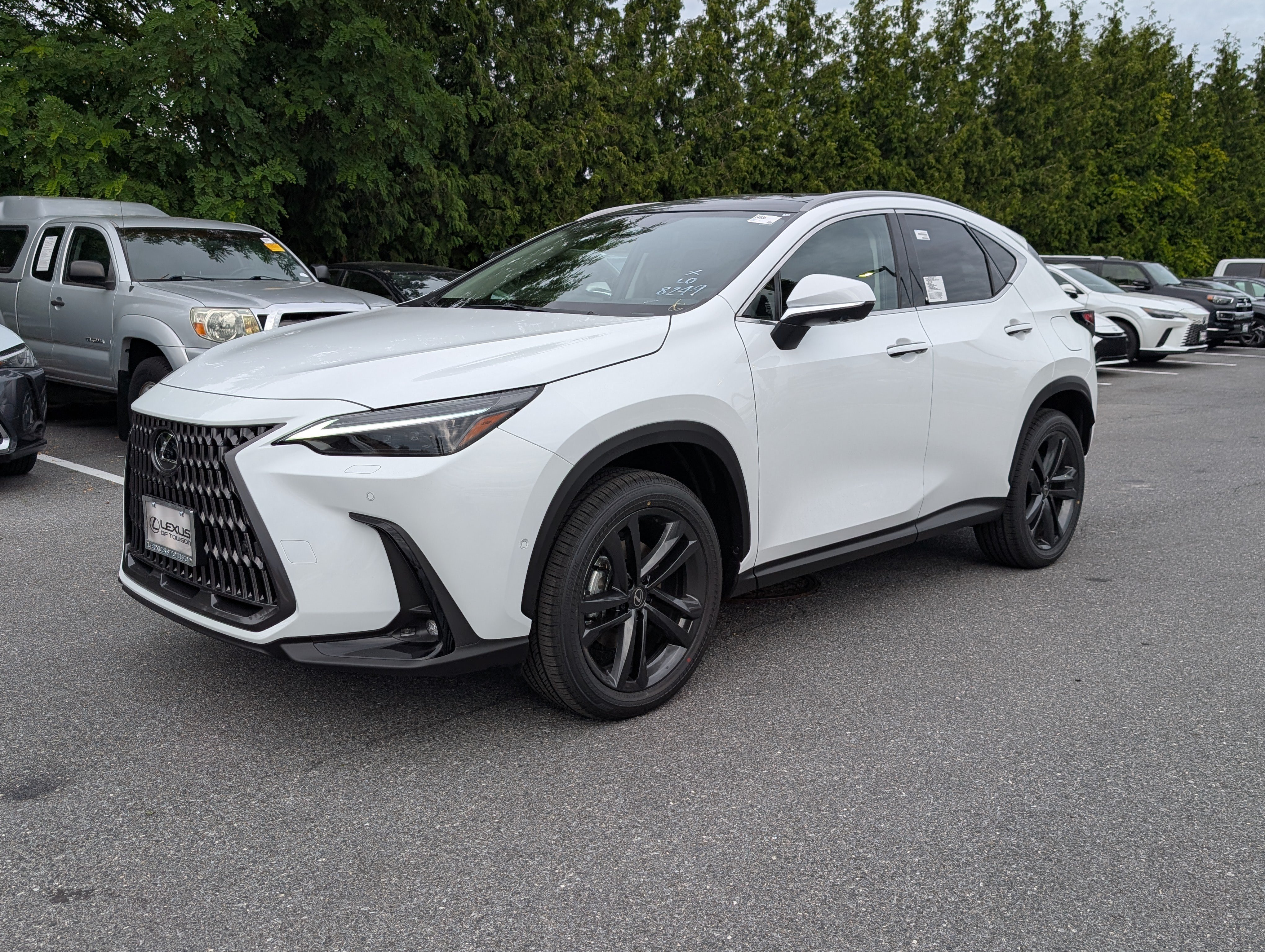 New 2026 Lexus NX 450h+ AWD w/ Luxury Package image 4