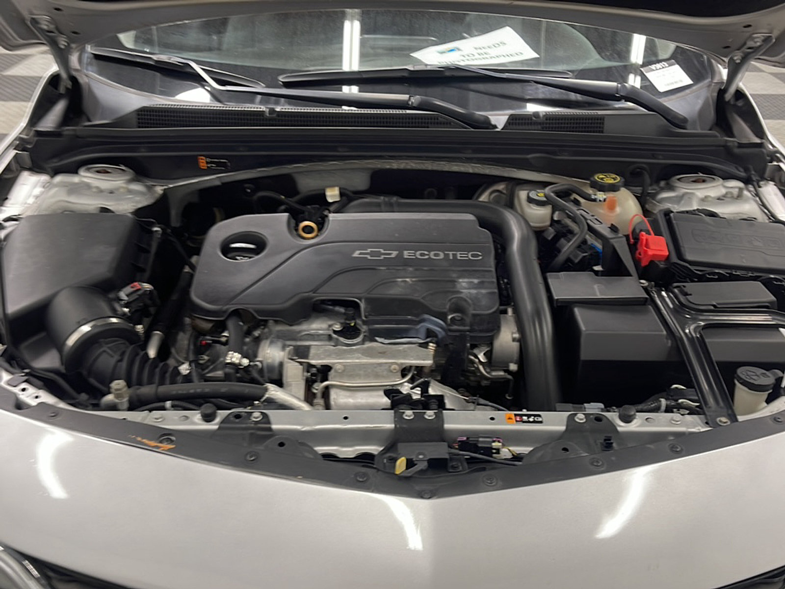 Used 2018 Chevrolet Malibu LT FWD image 24