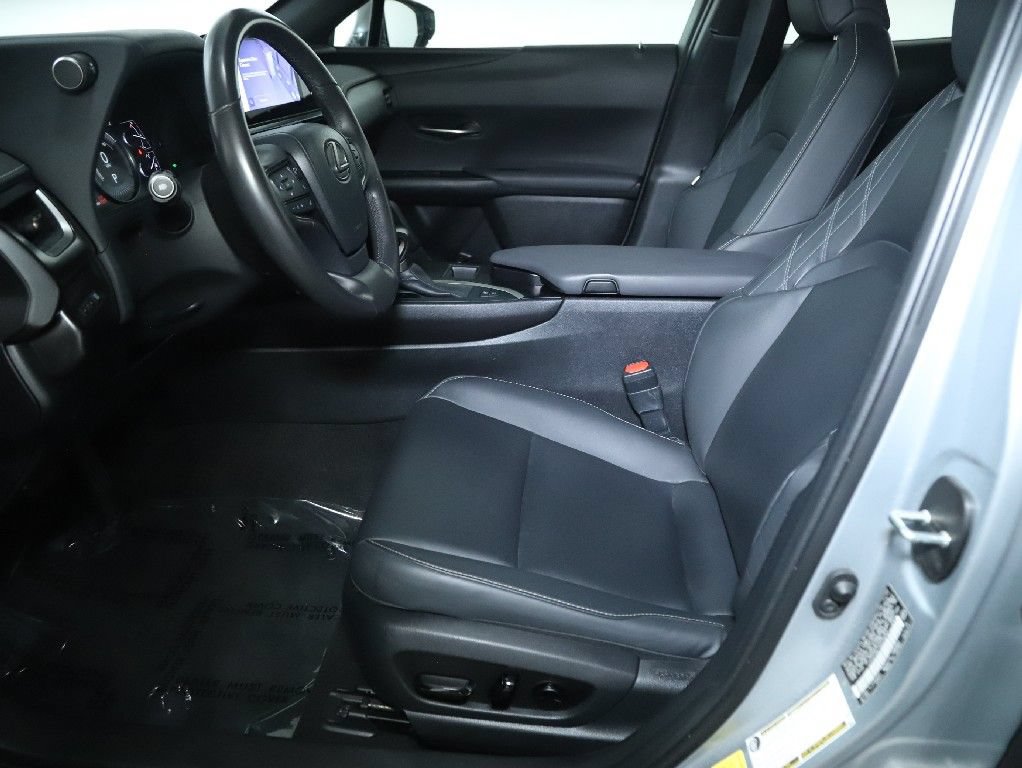 Used 2024 Lexus UX 250h AWD image 18