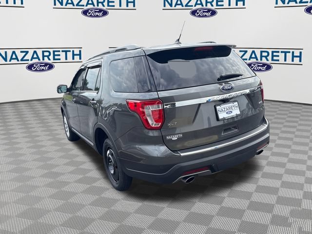 Used 2018 Ford Explorer XLT w/ Equipment Group 202A AWD/4WD image 5