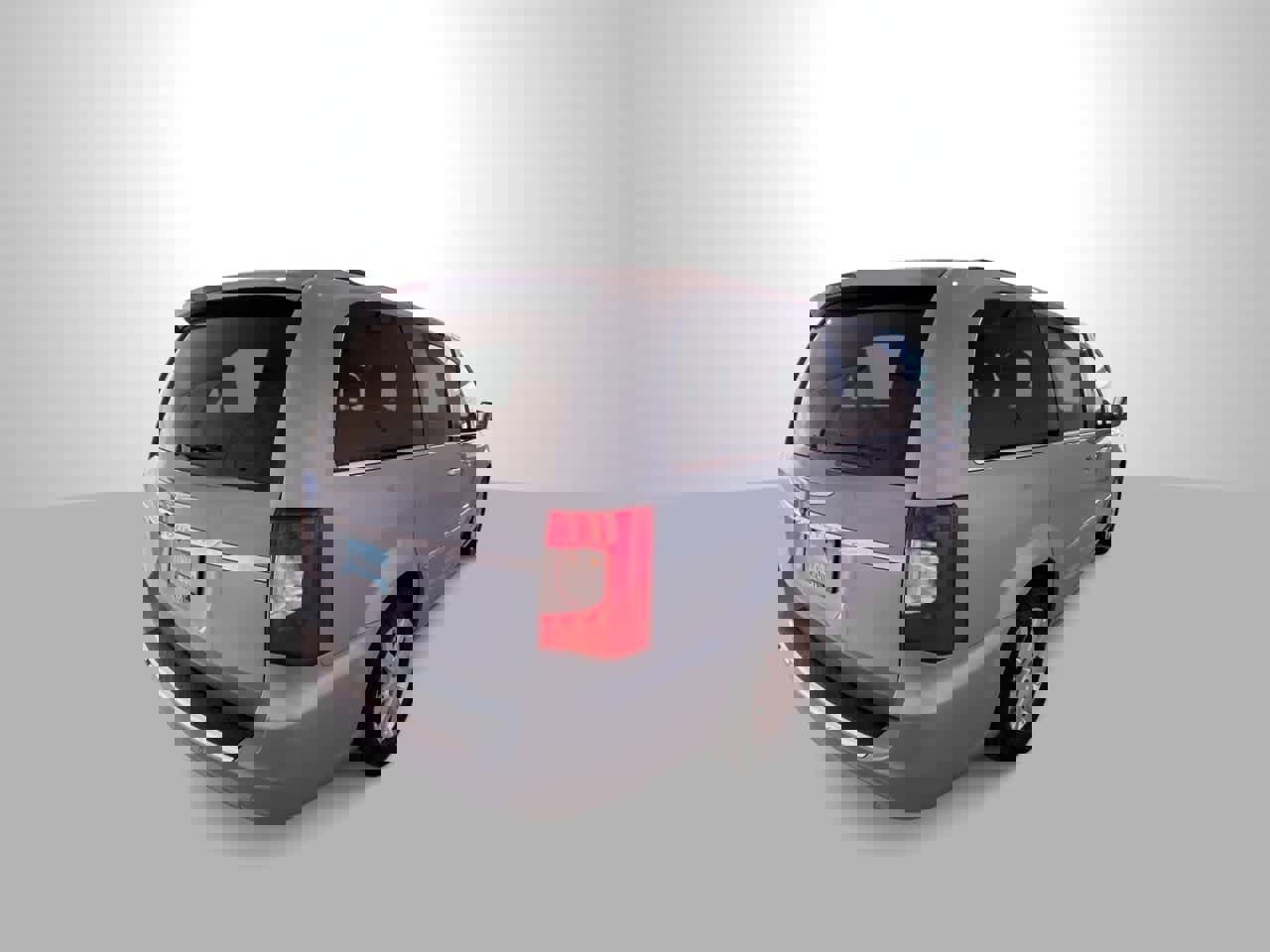 Used 2012 Chrysler Town & Country Touring-L w/ Entertainment Group #2 image 8