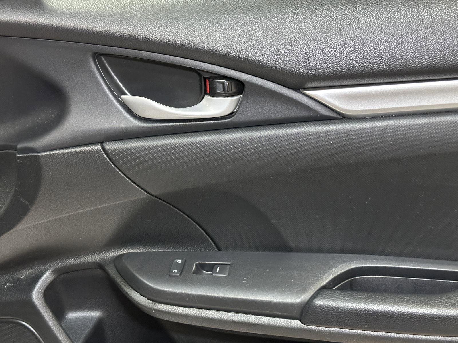 Used 2020 Honda Civic Sport image 37