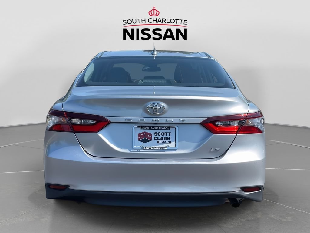 Used 2023 Toyota Camry LE FWD image 5