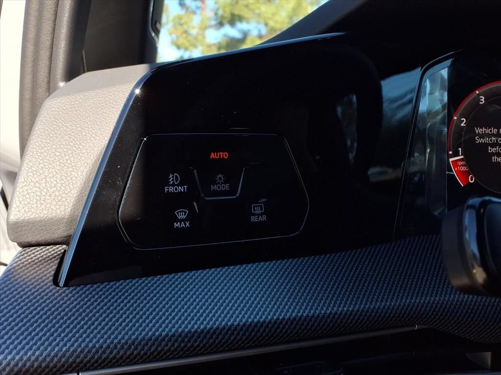 New 2026 Volkswagen GTI SE FWD image 13