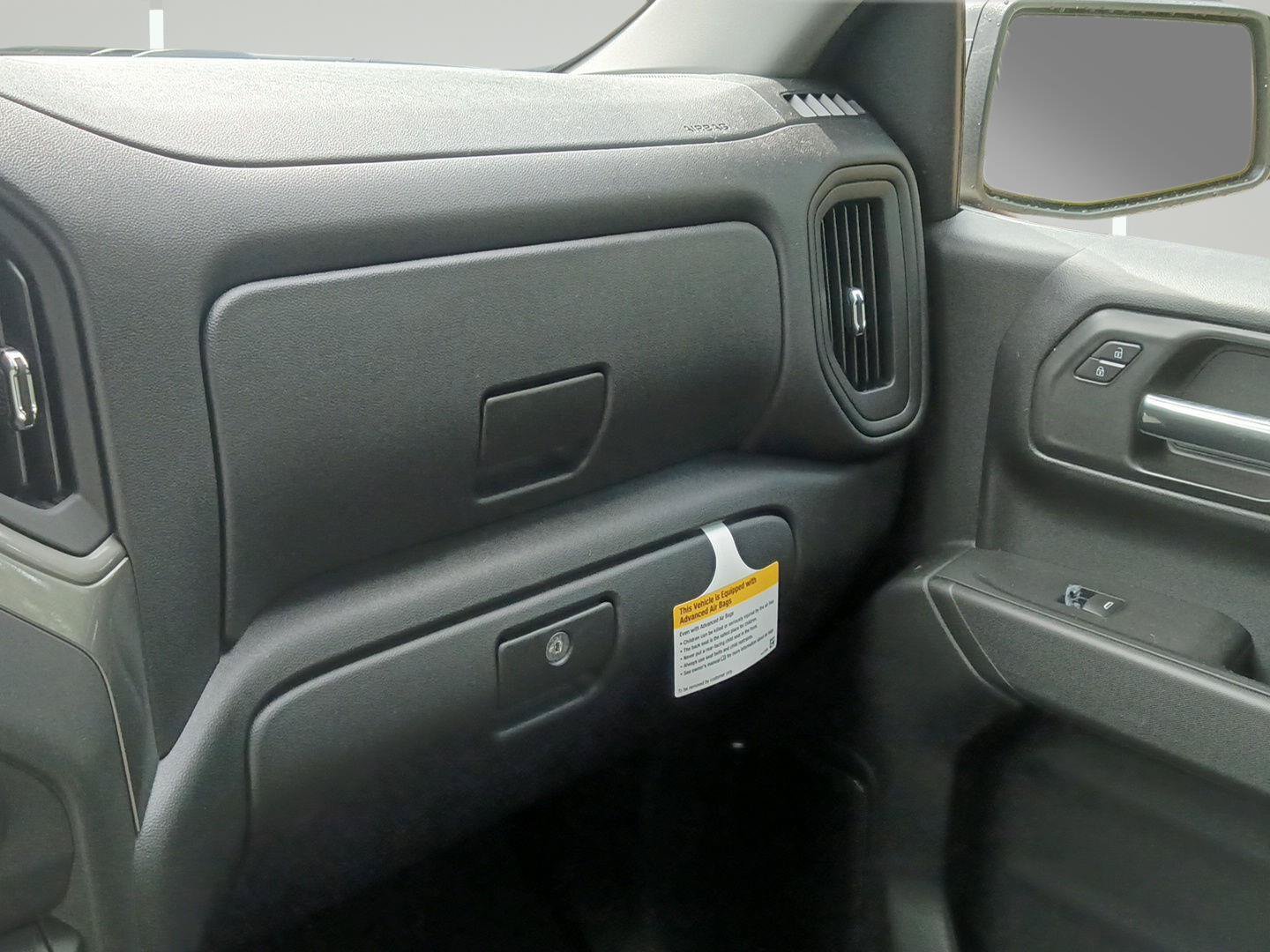 New 2026 Chevrolet Silverado 1500 Custom w/ LPO, Dark Essentials Package AWD/4WD image 14