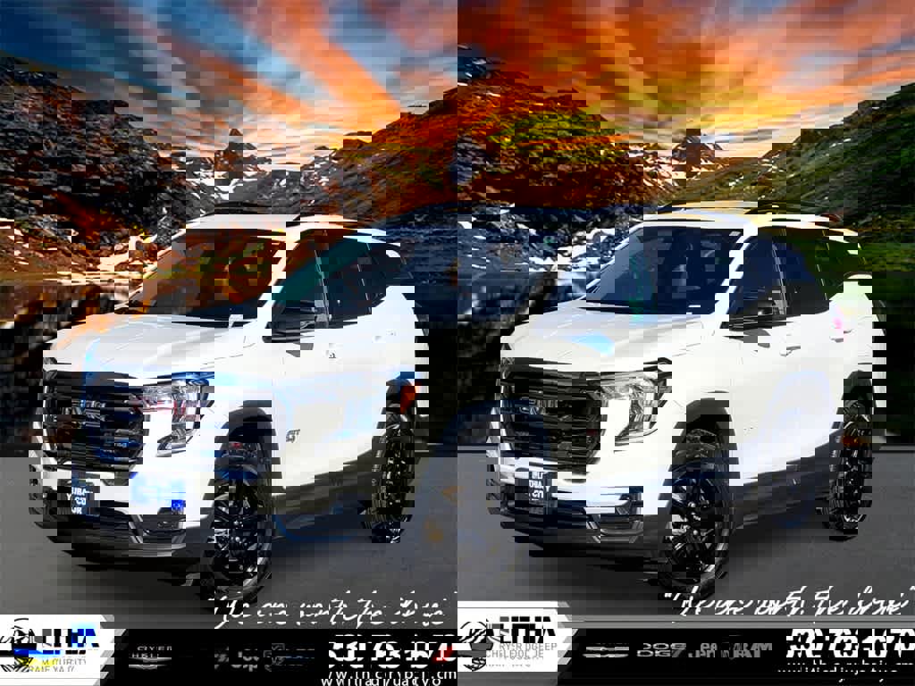 Used 2023 GMC Terrain AT4 image 1