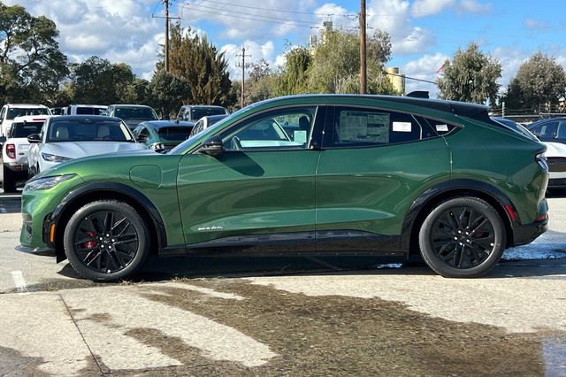 New 2025 Ford Mustang Mach-E Premium w/ Sport Appearance Package AWD/4WD image 7