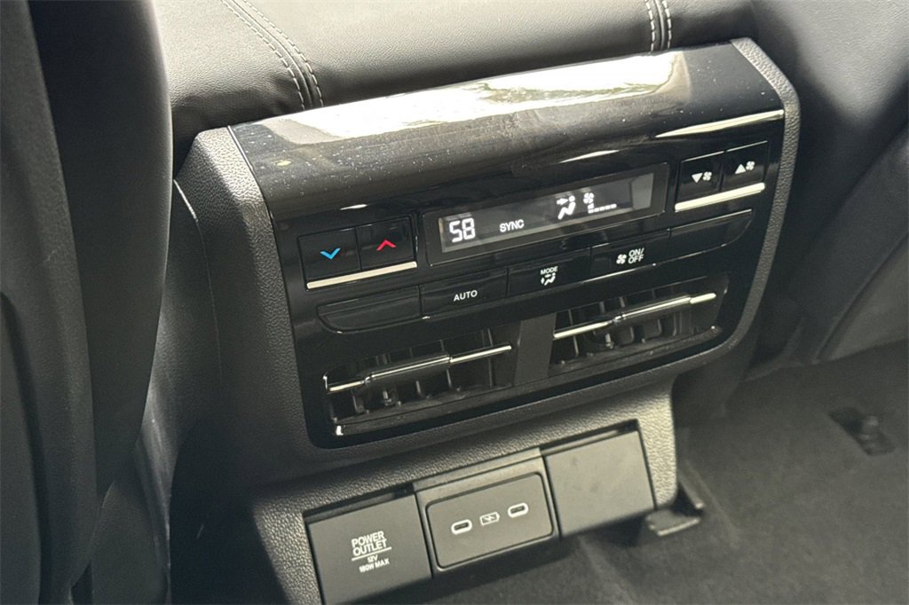 Certified 2025 Acura MDX w/ Technology Package image 17