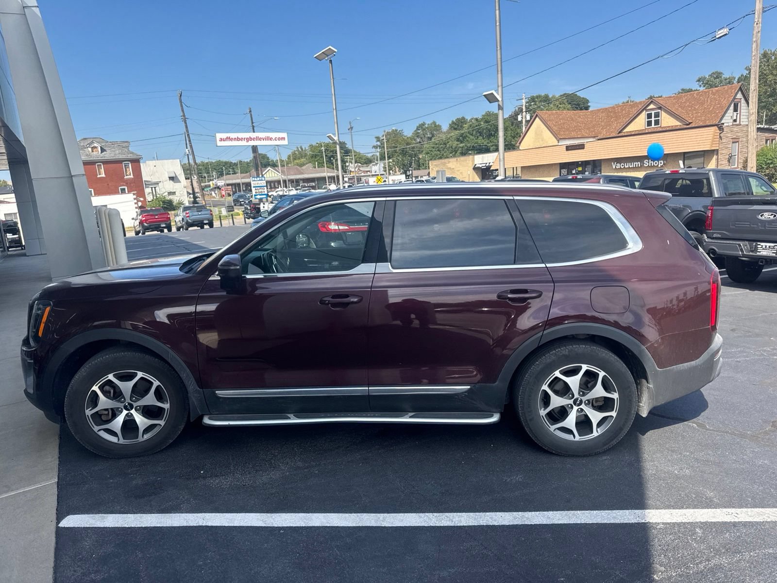 Used 2022 Kia Telluride EX w/ Towing Package AWD/4WD image 2