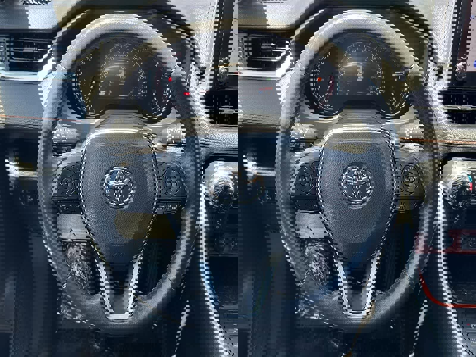 Used 2023 Toyota RAV4 Adventure image 9