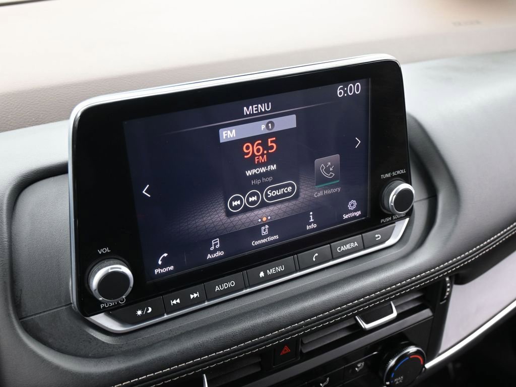 Used 2021 Nissan Rogue S image 20