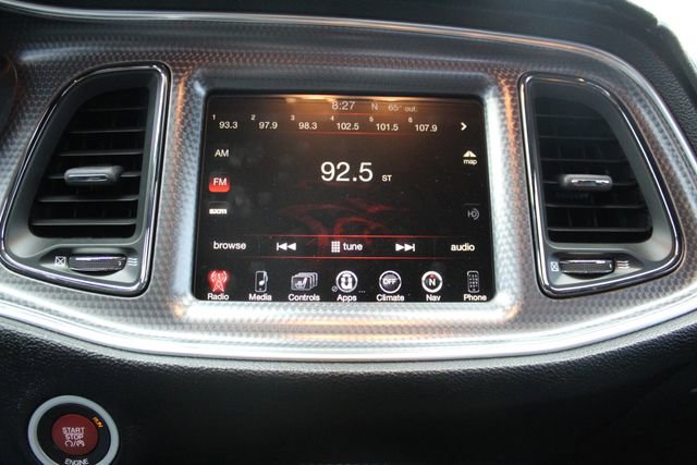 Used 2016 Dodge Challenger SRT Hellcat image 12