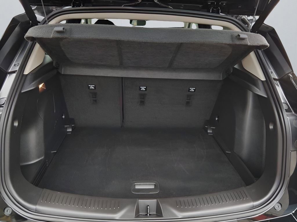 Used 2023 Buick Encore GX Essence FWD image 27