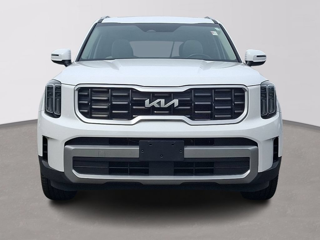 Certified 2023 Kia Telluride S w/ S Sunroof Package AWD/4WD image 2