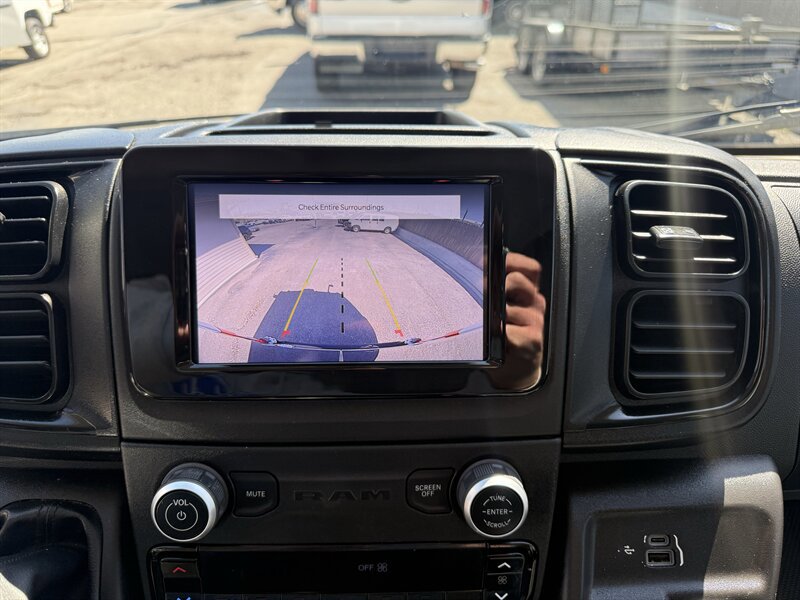 Used 2022 RAM ProMaster 2500 FWD image 25