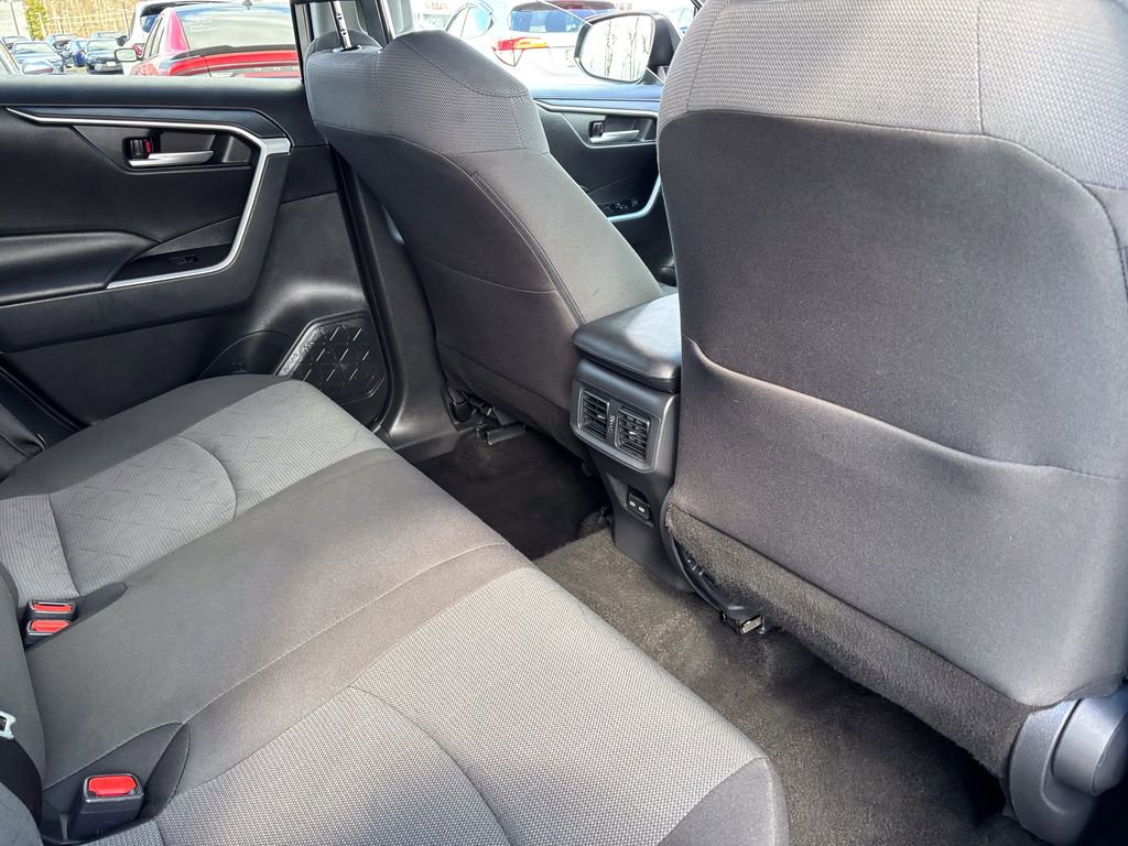 Used 2025 Toyota RAV4 XLE w/ Weather Package image 42